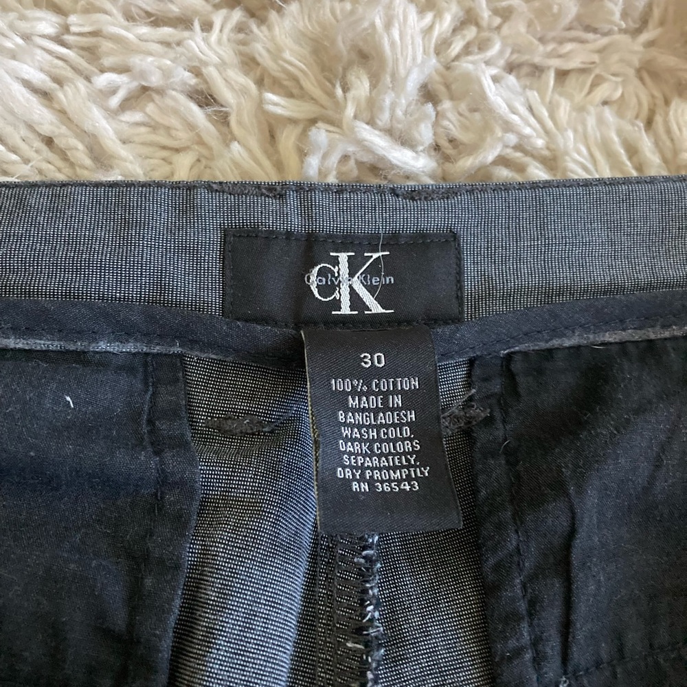 Shorts - Picture 3 of 3